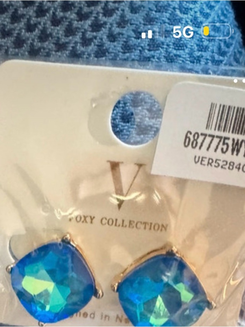 Blue Crystal Stud Earrings - Blue